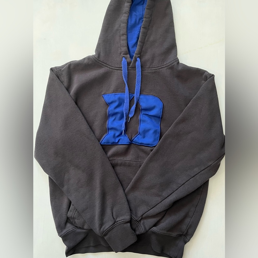 duke university sweatshirt